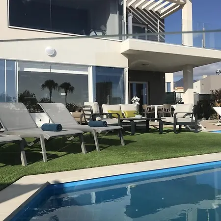 Premium Villa - Nirvana Tucan ***** * Adeje