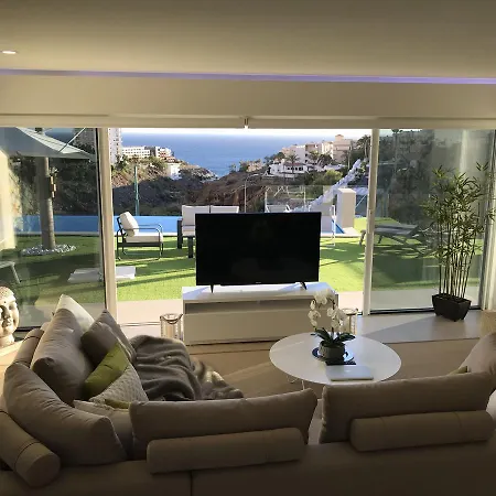 Willa Premium Villa - Nirvana Tucan ***** *